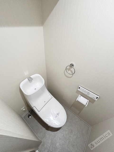 トイレ　温水洗浄便座付き♪♪