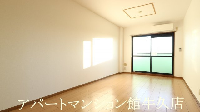 居室・リビング　居室・リビング