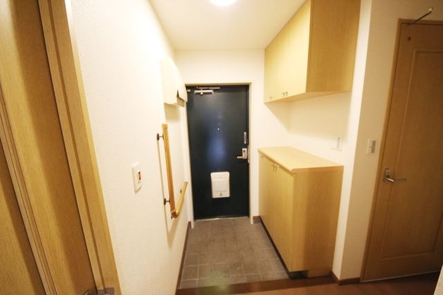 玄関　★玄関前★