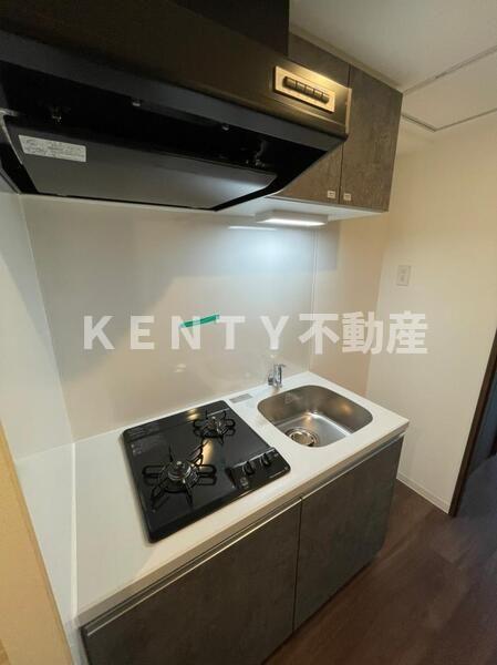 キッチン　コンパクトなキッチンで掃除もラクラク