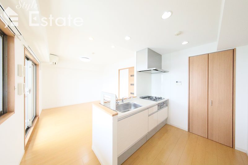 居室・リビング　リビング