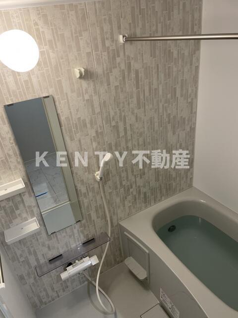 バス・シャワールーム　ゆったり過ごせるお風呂です