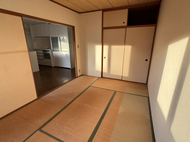 収納　同物件別号室の写真です。