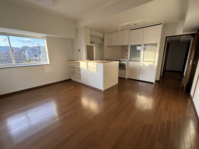 居室・リビング　同物件別号室の写真です。