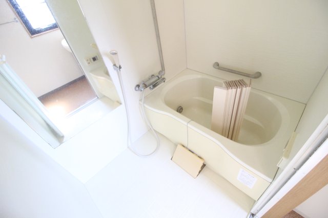 バス・シャワールーム　追炊き付き