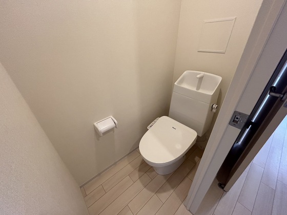 トイレ　※別部屋の写真です