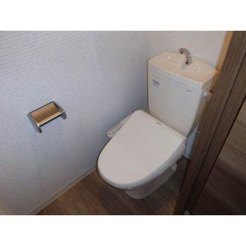 トイレ　トイレ