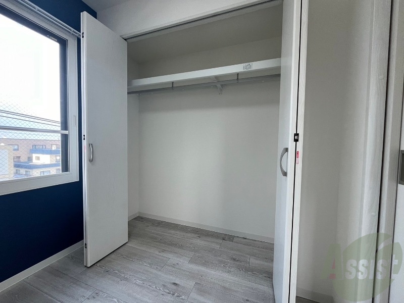 収納　寝室の収納です。部屋がすっきり片付きます。