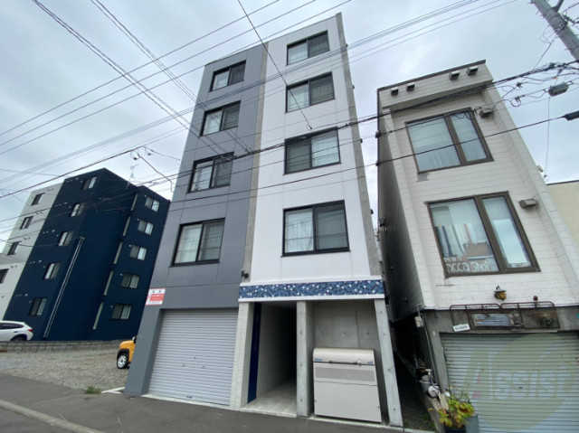 建物外観　札幌市東区北十七条東「Ｌｅｔｒａｉｎｂｌｅｕ」