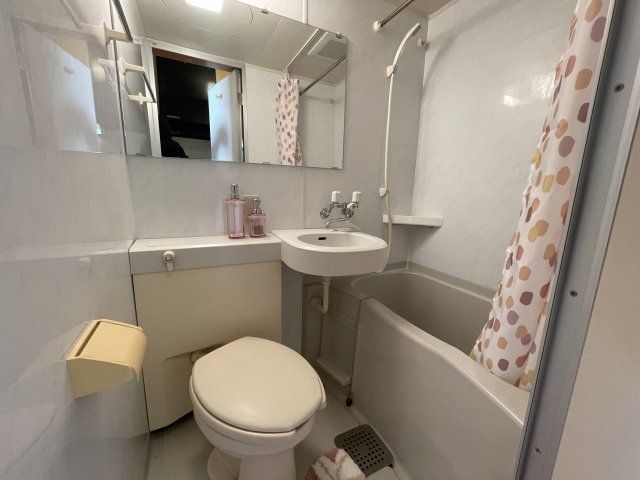 バス・シャワールーム　※別室参考写真