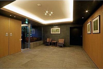 エントランス　エントランス