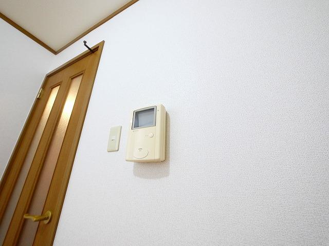 セキュリティ　モニター付きインターホーン