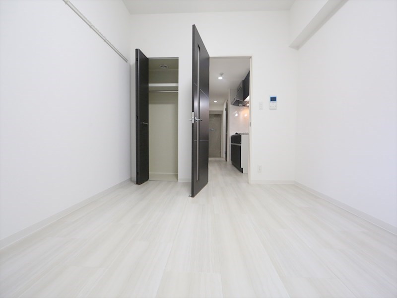 その他部屋・スペース　洋室7.8帖　クローゼット付（収納充実してます）