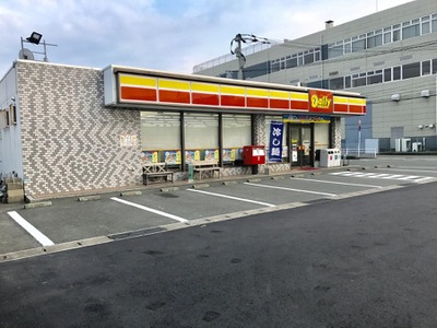 コンビニ　デイリーヤマザキ博多南店（コンビニ）まで631m