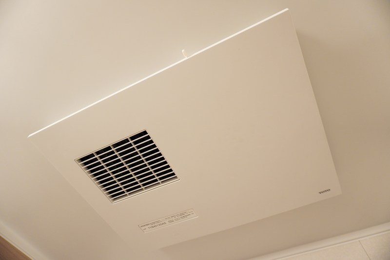 バス・シャワールーム　浴室乾燥機