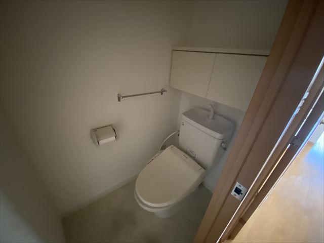 トイレ　別部屋参考写真