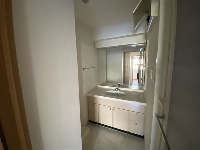 洗面設備　別部屋参考写真