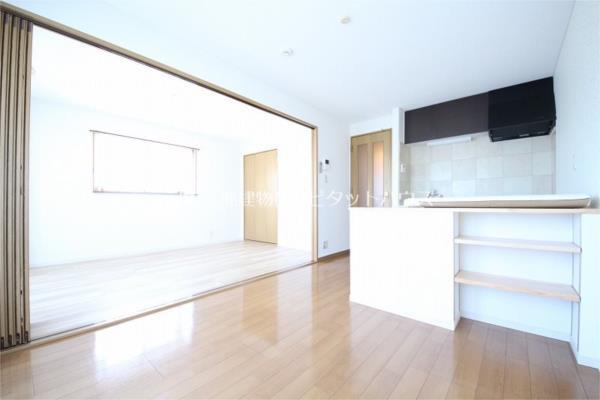 居室・リビング　リビング