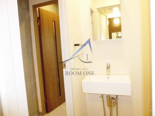 洗面設備　洗面台です。