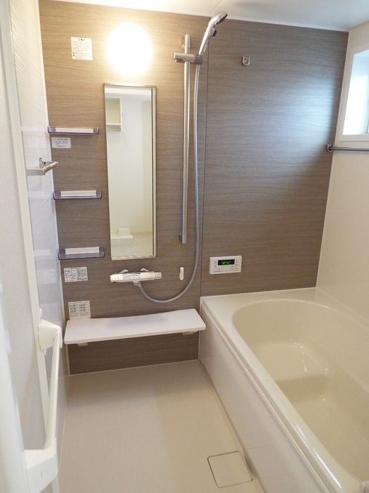 バス・シャワールーム　浴室