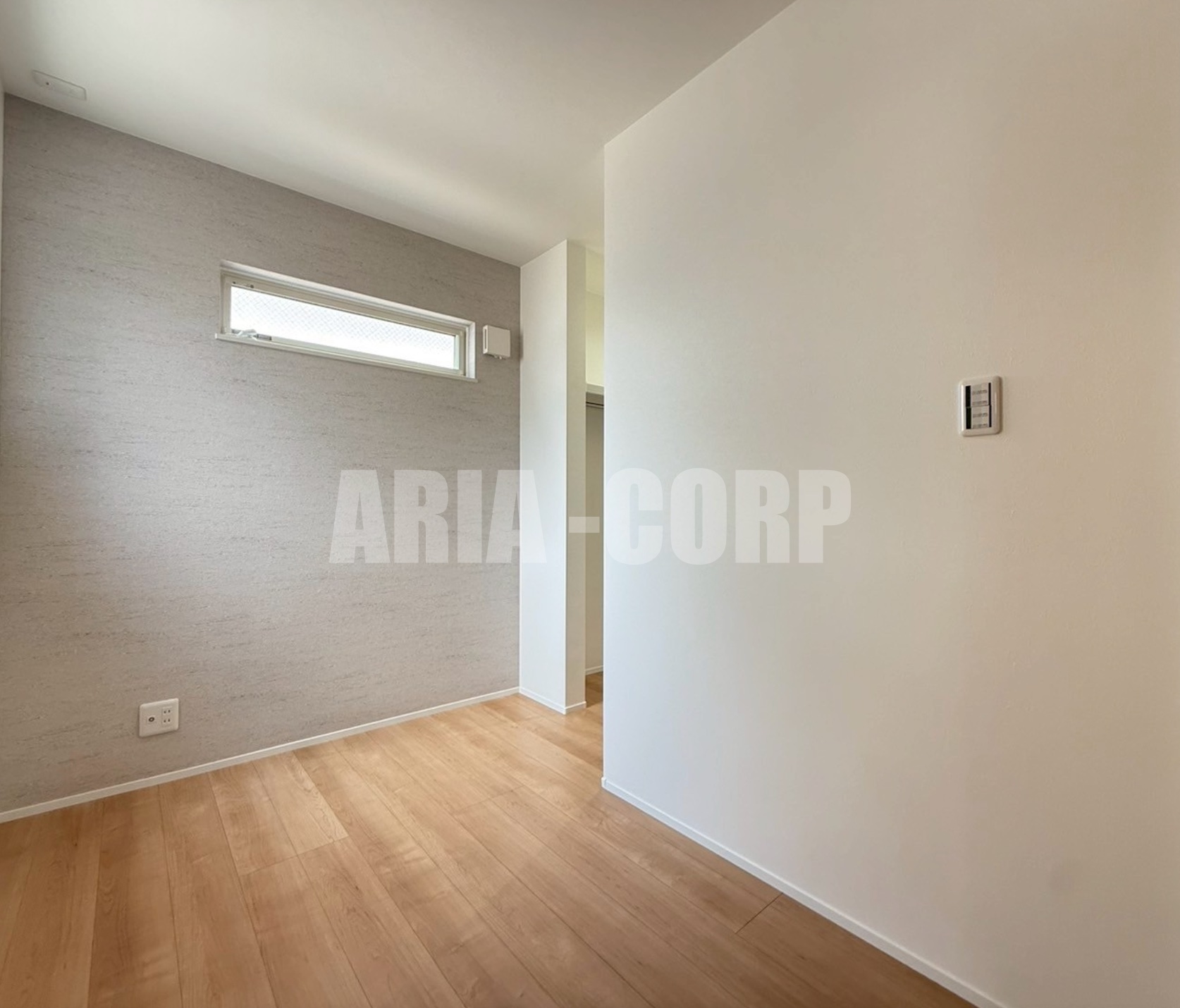 その他部屋・スペース　同仕様：柱の張りもなくお部屋全体をお使いいただけます♪