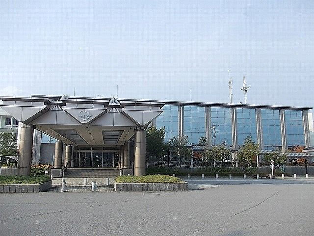 役所　津幡町役場（役所）まで240m