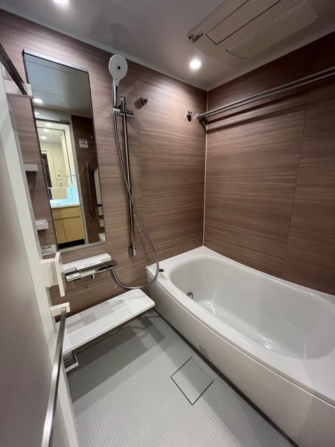 バス・シャワールーム