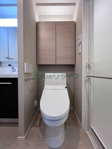 トイレ　別部屋引用