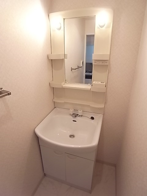 洗面設備　洗面所です