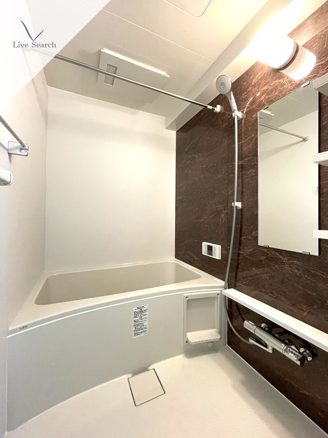 バス・シャワールーム