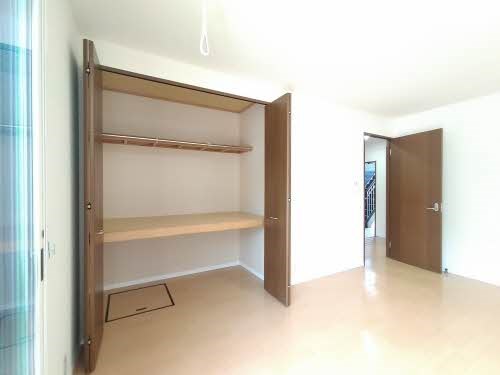 収納　奥行きのある収納スペース