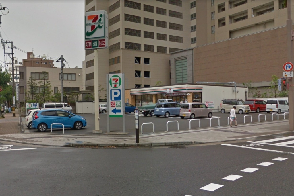 コンビニ　セブンイレブン 新潟寄居町店（コンビニ）まで393m