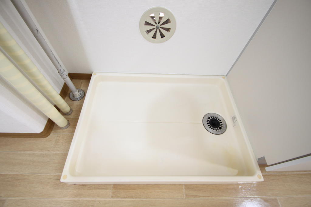 その他　室内洗濯機置場です。