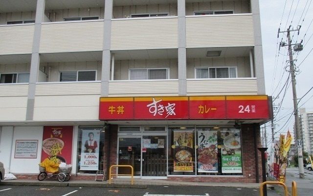 飲食店　すき家京成津田沼駅北店（飲食店）まで200m