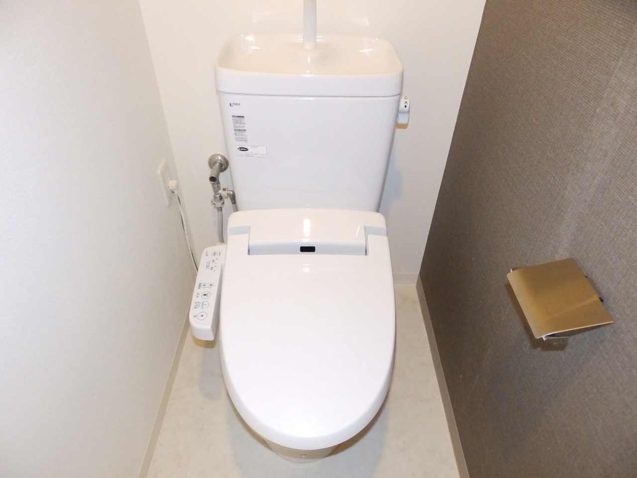 トイレ　ウォシュレット