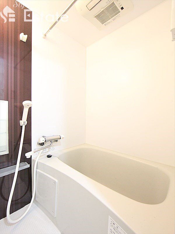 バス・シャワールーム　バスルーム