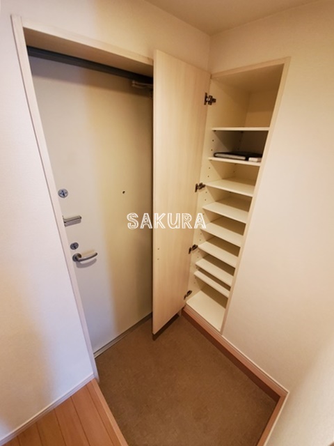 玄関　大容量のシューズボックス♪