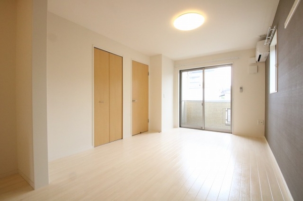 居室・リビング　ｃ