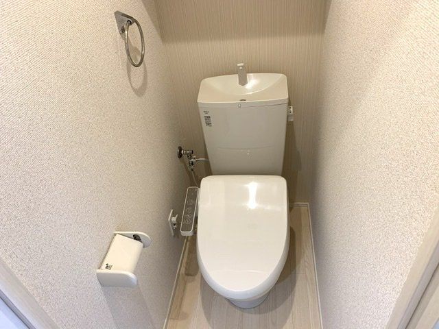 トイレ　設備が現物と異なる場合があります