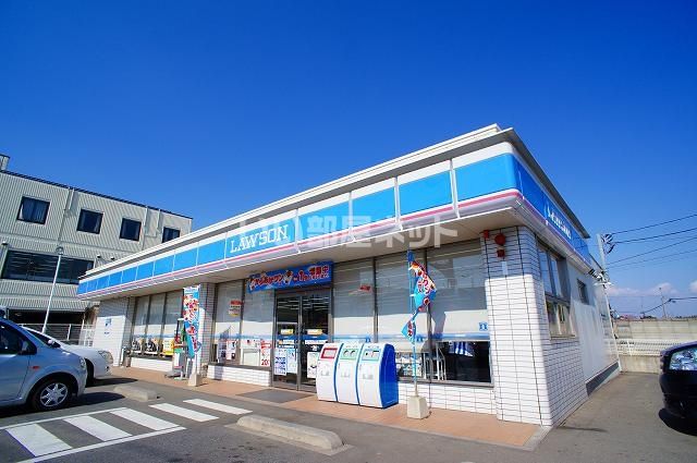コンビニ　ローソン前橋高井町店（コンビニ）まで715m