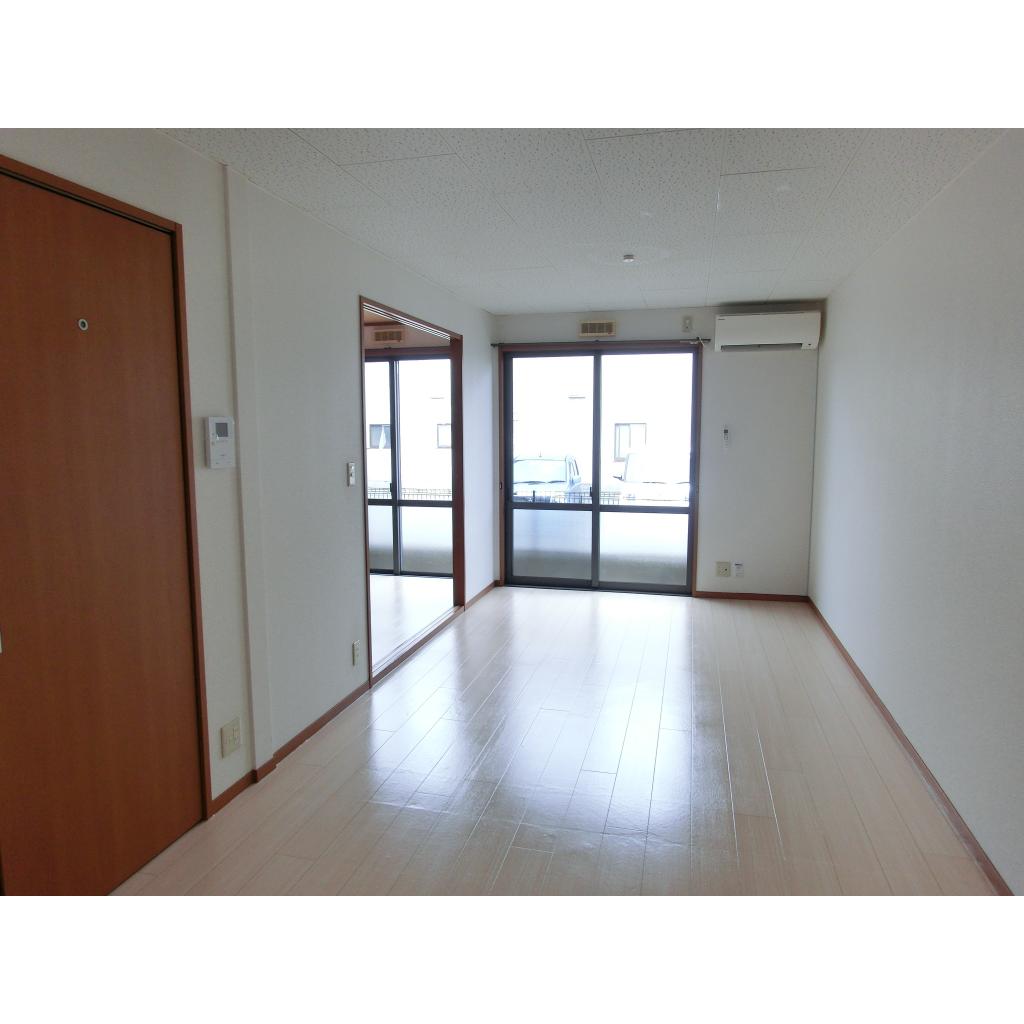 居室・リビング　使いやすいリビングです