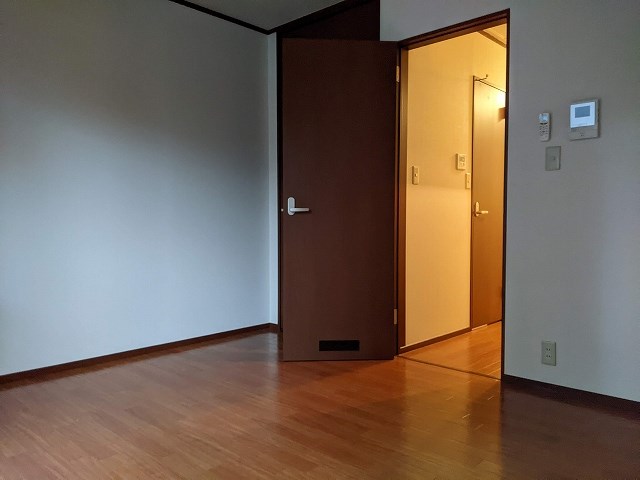 居室・リビング　収納つき！