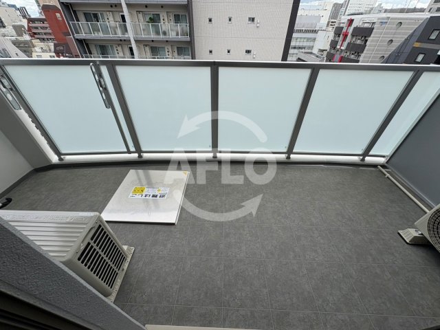 バルコニー　コンフォリア・リヴ大阪本町　バルコニー