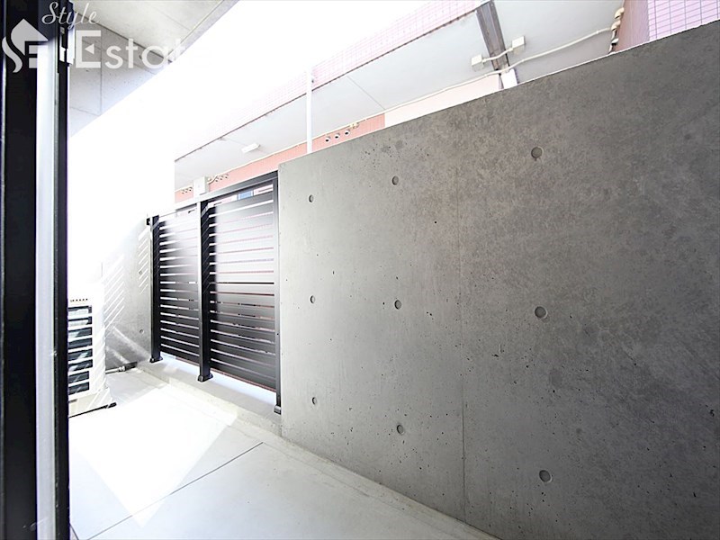 バルコニー　バルコニー