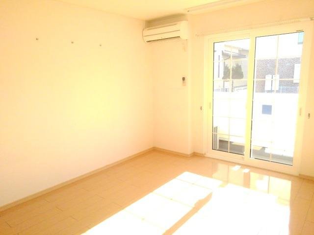 居室・リビング　使いやすい居間です