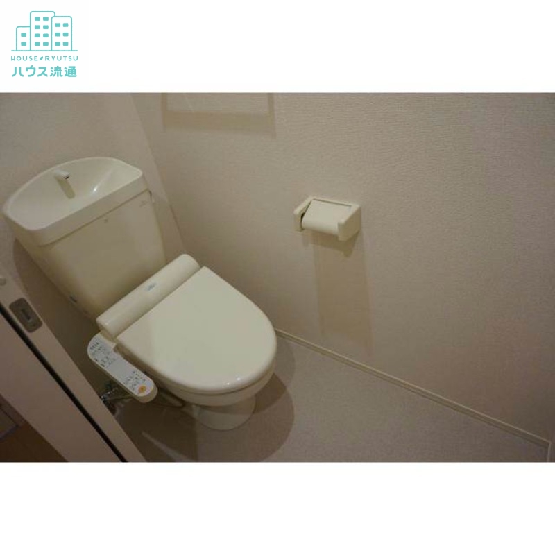 トイレ　※別号室の写真です