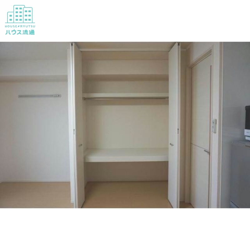 収納　※別号室の写真です