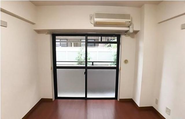 居室・リビング　他号室の写真になります。