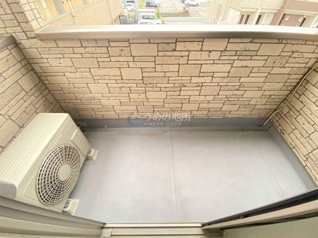 バルコニー　ベランダ