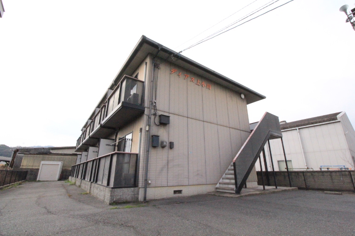 建物外観　2階建て1Kアパート☆